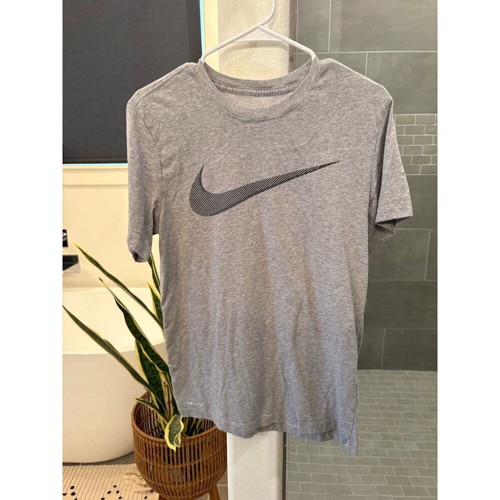 Nike Men’s tee